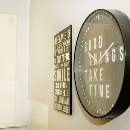 Apartamento Neighborly Nest - In The Heart Of Atenas